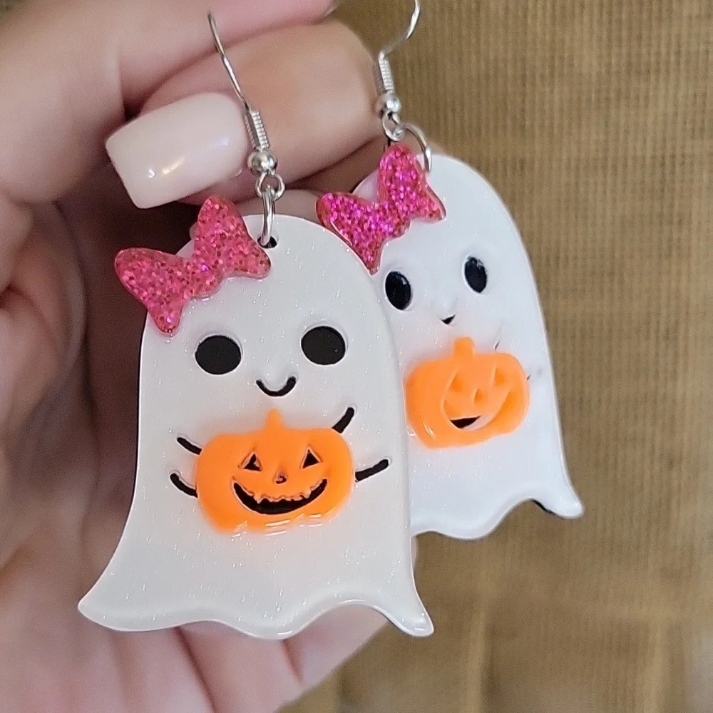 GIRLY GHOST WITH PUMPKIN EARRINGS